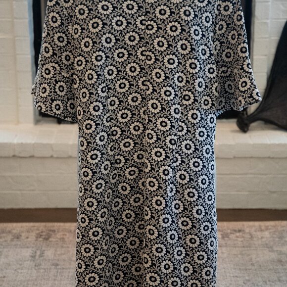 Loft Sunflower Dress - Picture 3 of 3